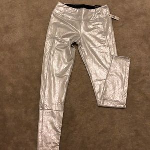 Knockout VS sports wear